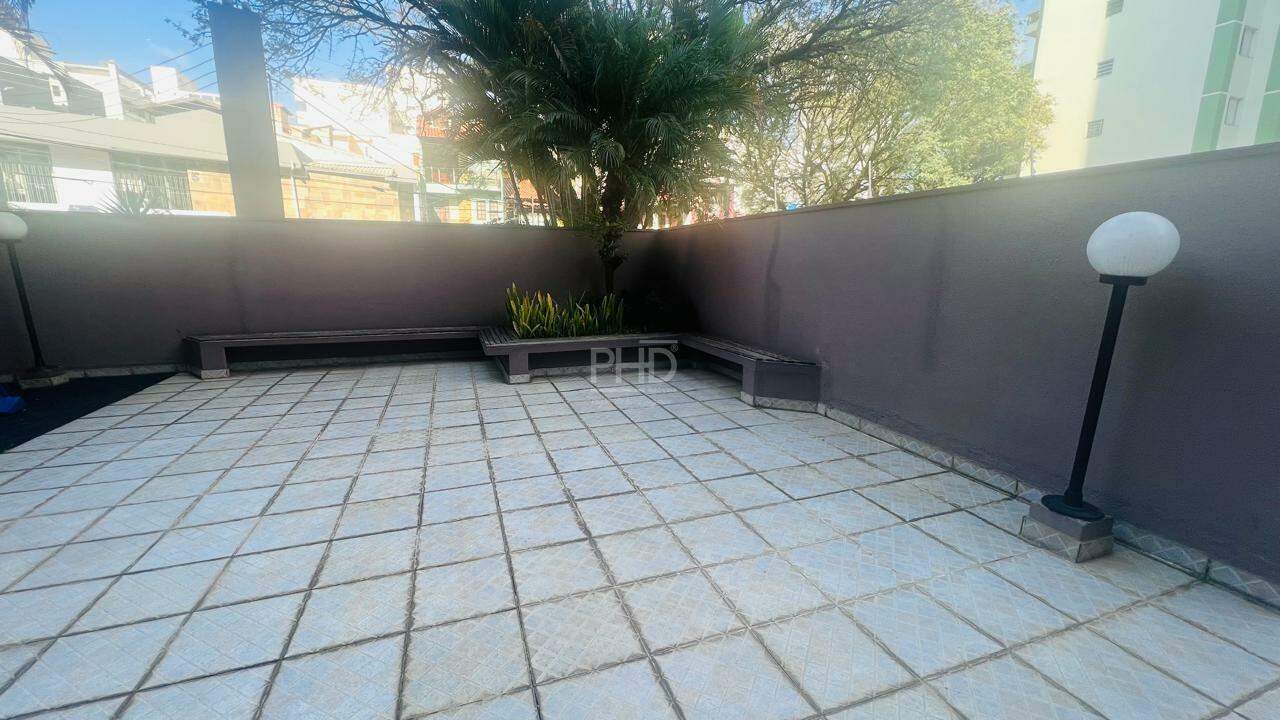 Apartamento para alugar com 3 quartos, 75m² - Foto 35