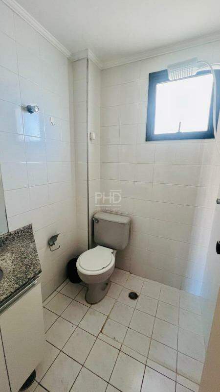 Apartamento para alugar com 3 quartos, 75m² - Foto 19