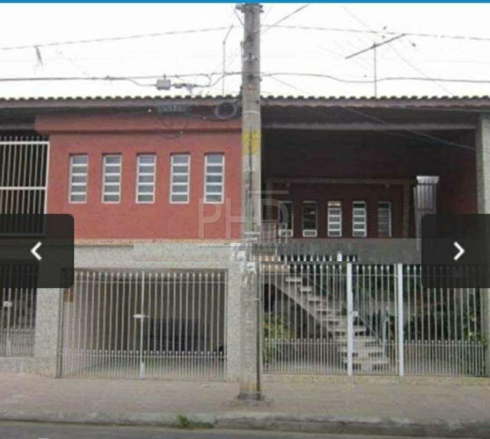 Sobrado à venda com 3 quartos, 264m² - Foto 1