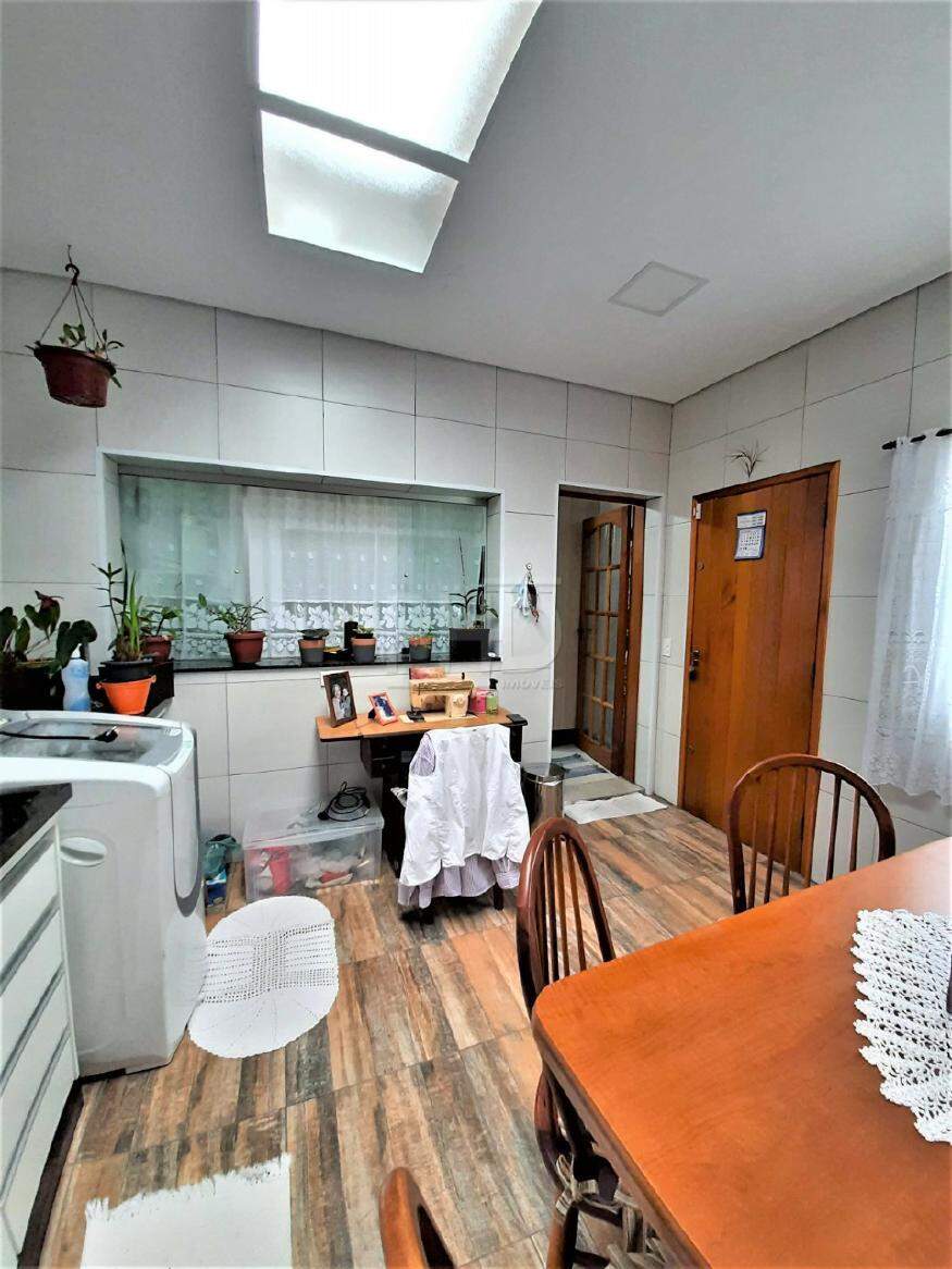 Casa à venda com 2 quartos, 190m² - Foto 23