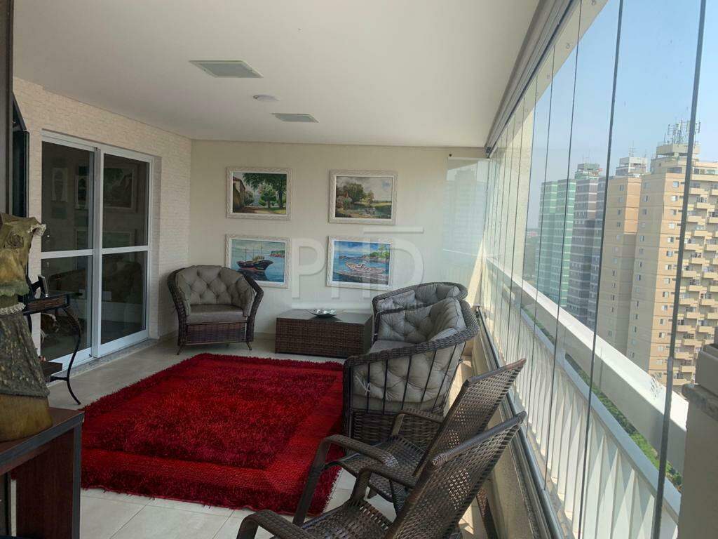 Apartamento à venda com 3 quartos, 204m² - Foto 7