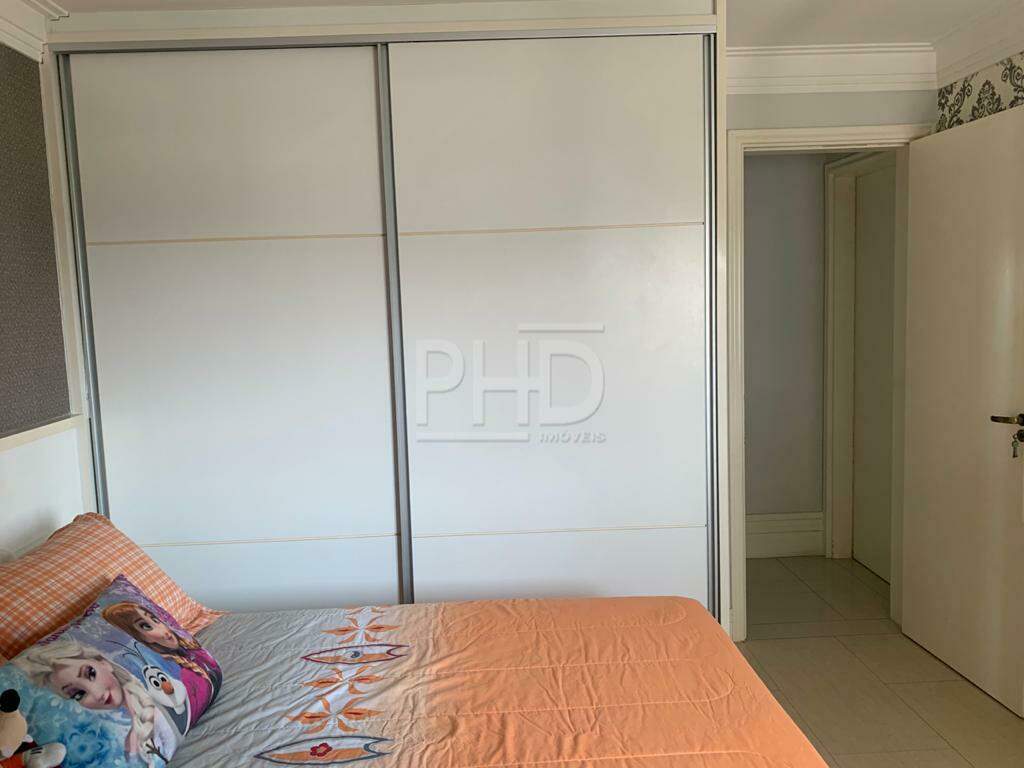 Apartamento à venda com 3 quartos, 204m² - Foto 14