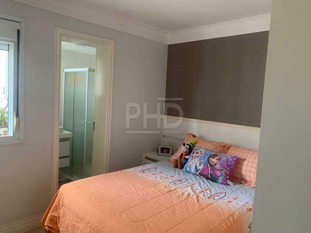 Apartamento à venda com 3 quartos, 204m² - Foto 22