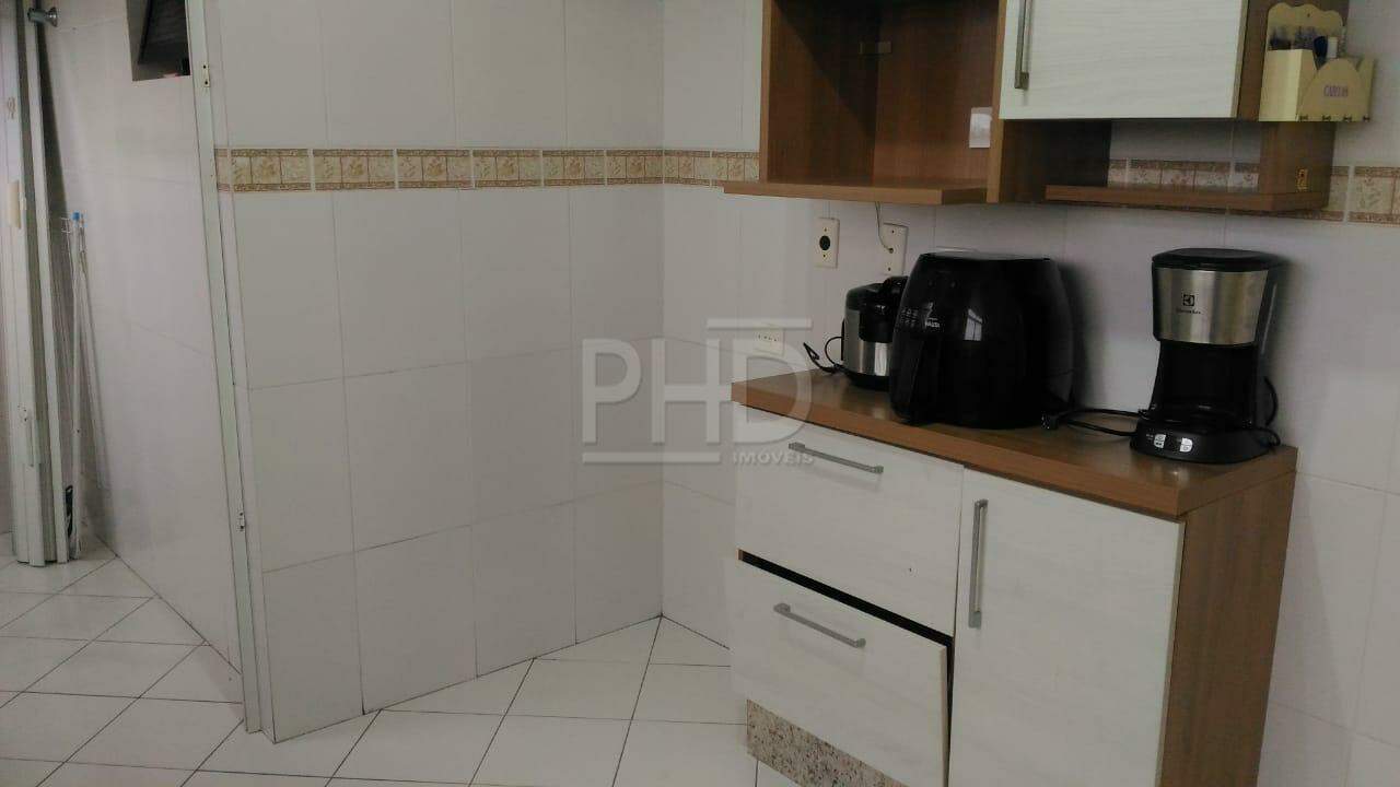 Apartamento à venda com 3 quartos, 90m² - Foto 20