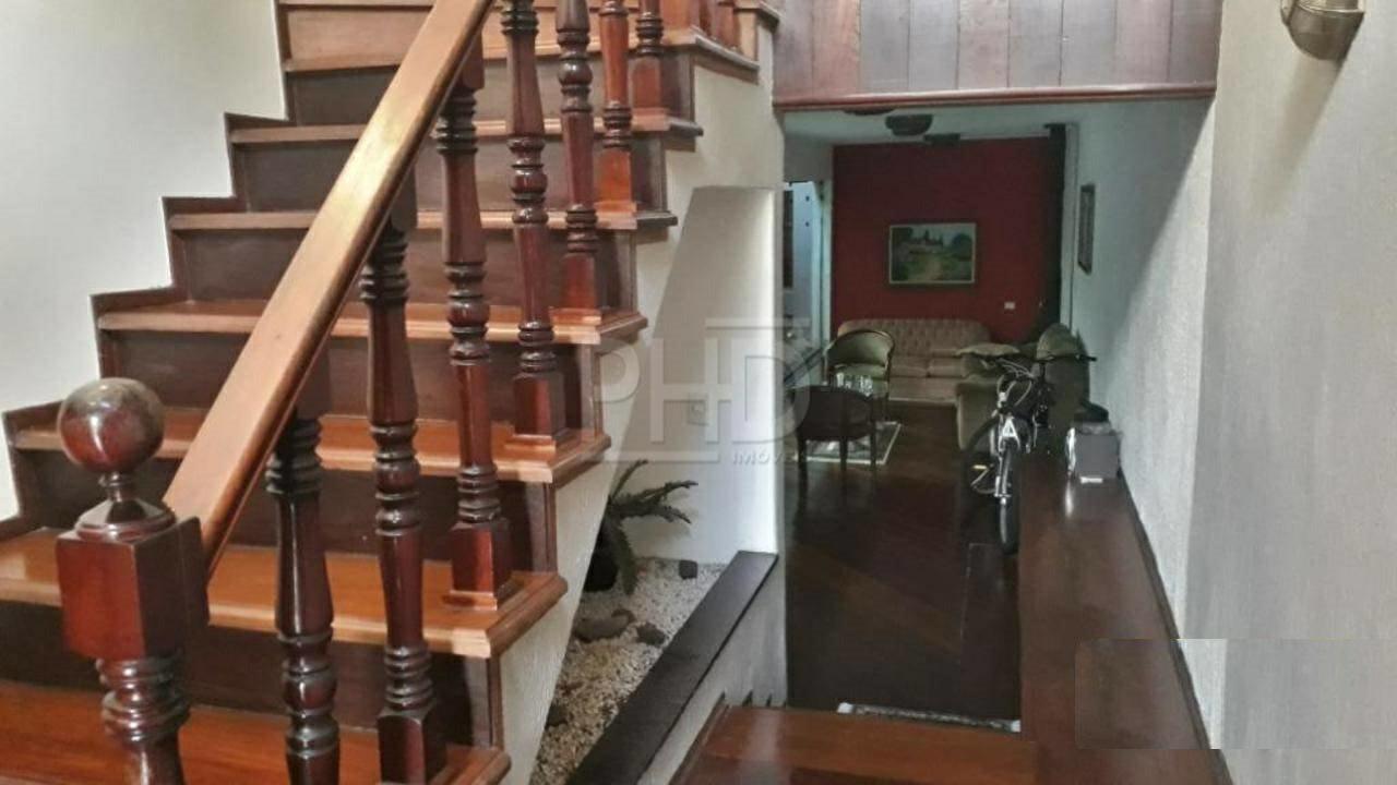 Sobrado à venda com 4 quartos, 378m² - Foto 21