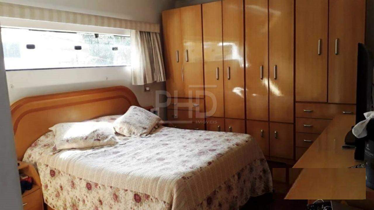 Sobrado à venda com 4 quartos, 378m² - Foto 22