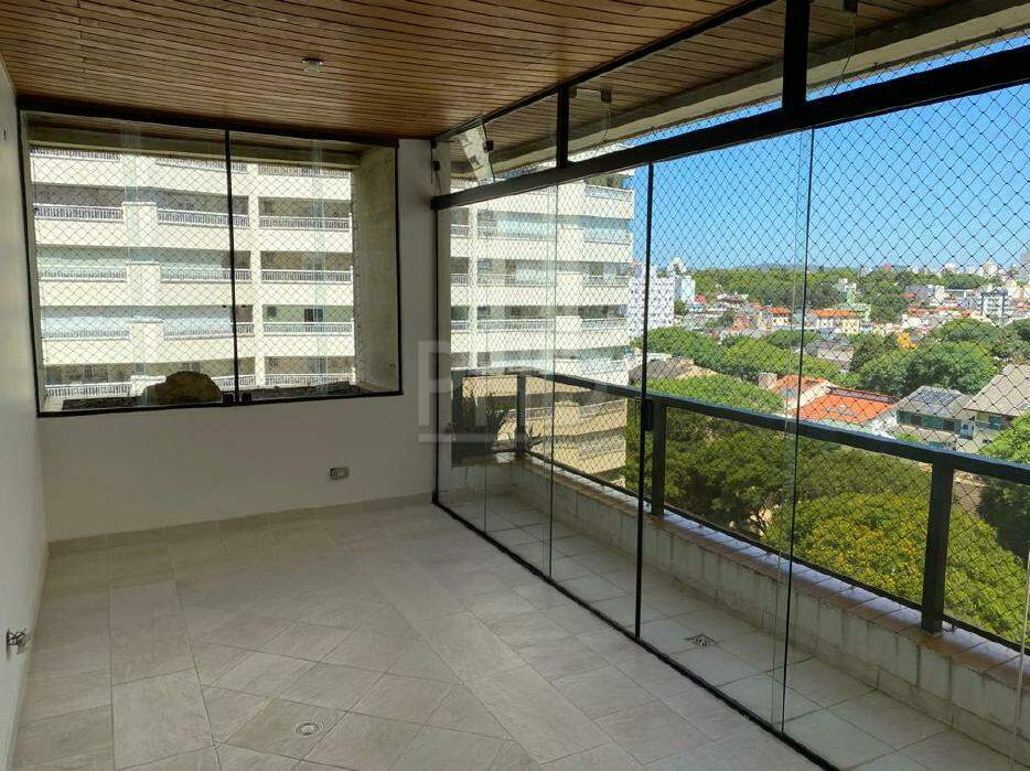 Apartamento à venda com 3 quartos, 237m² - Foto 5