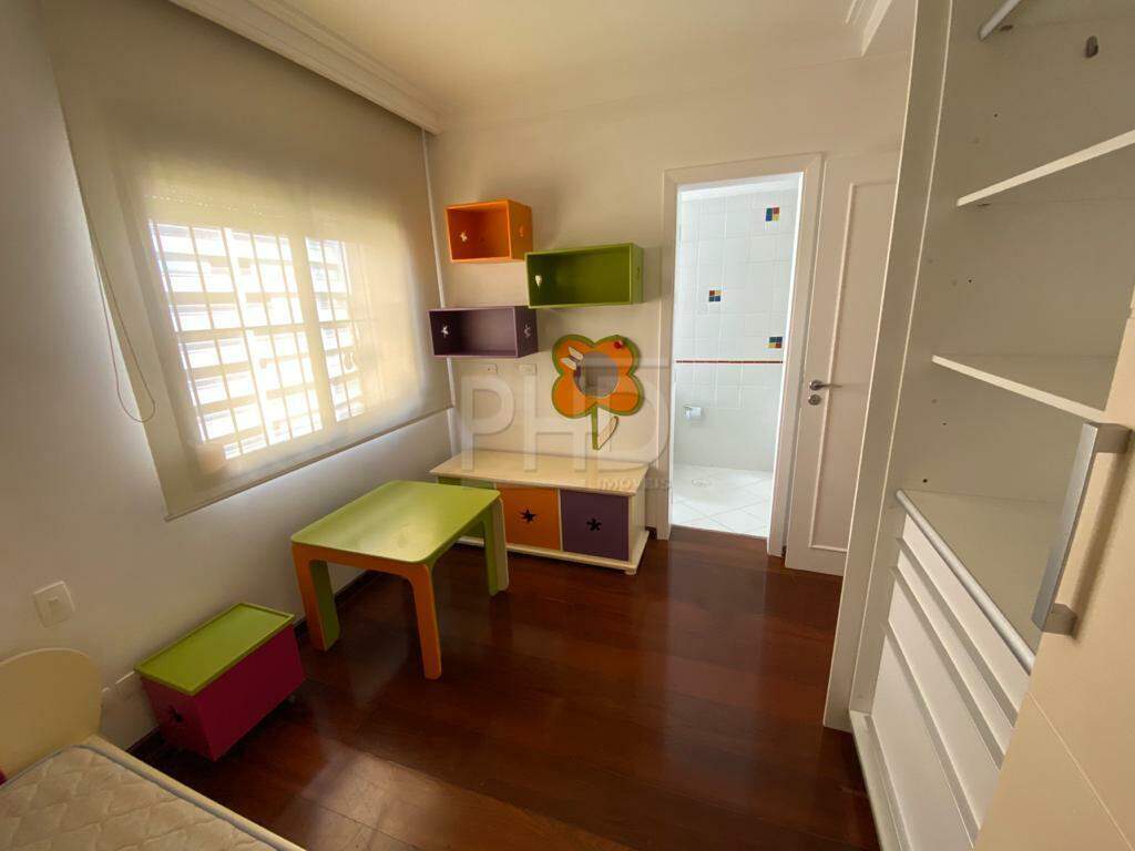 Apartamento à venda com 3 quartos, 237m² - Foto 17