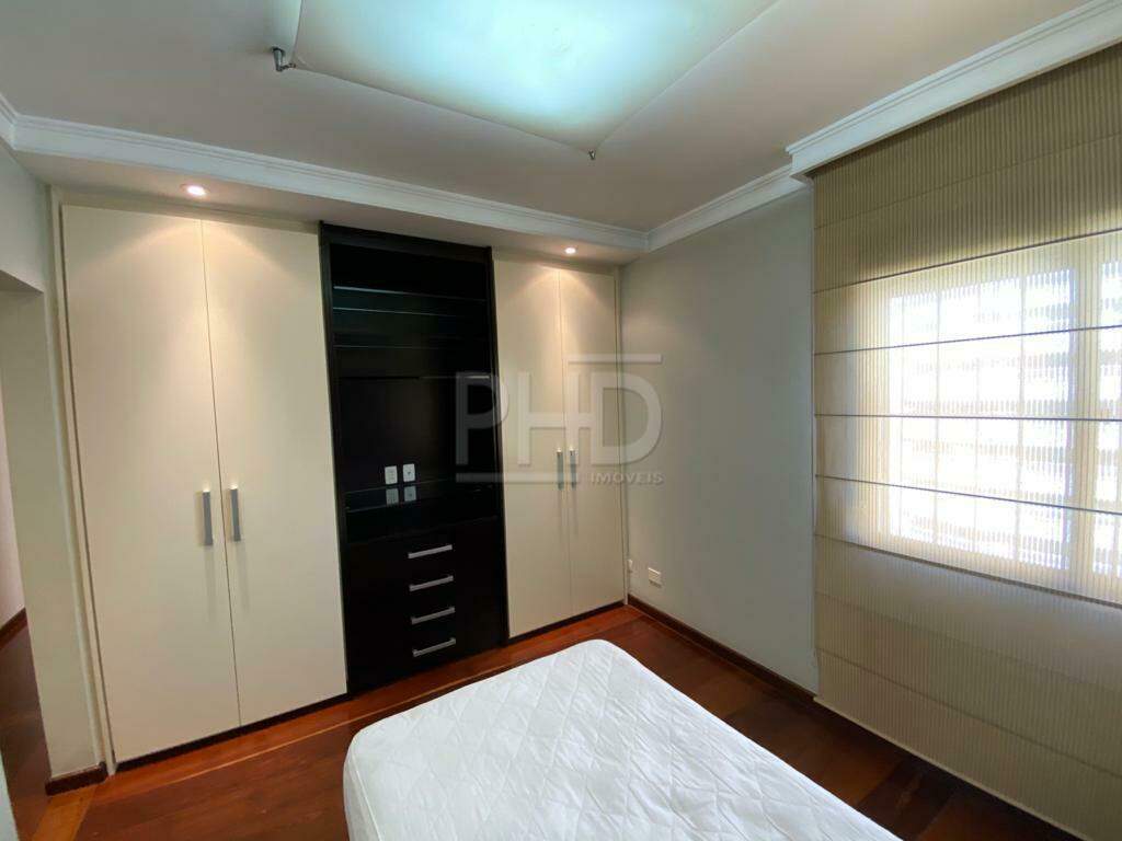 Apartamento à venda com 3 quartos, 237m² - Foto 19