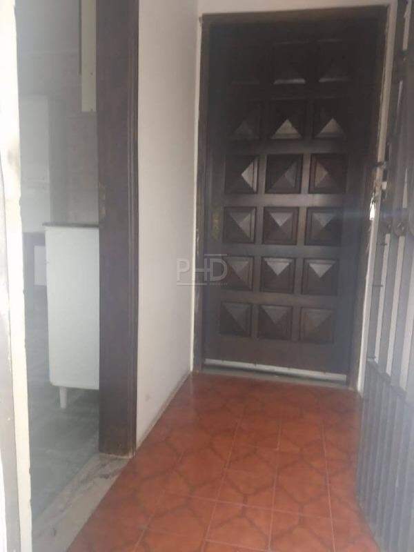 Sobrado à venda com 3 quartos, 200m² - Foto 17