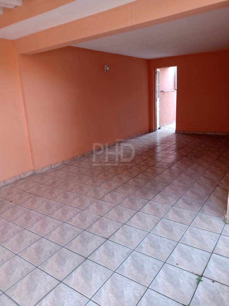 Casa à venda com 3 quartos, 193m² - Foto 2