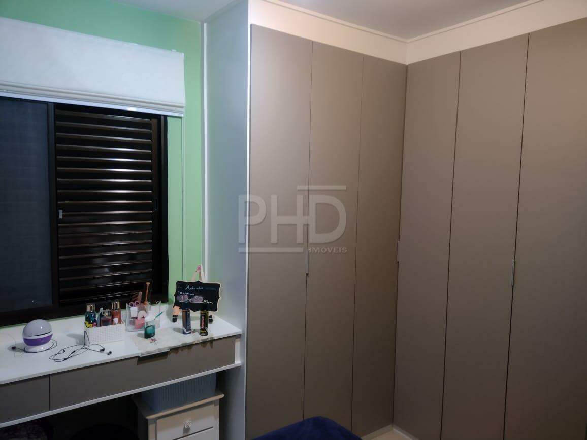 Apartamento à venda com 3 quartos, 68m² - Foto 4