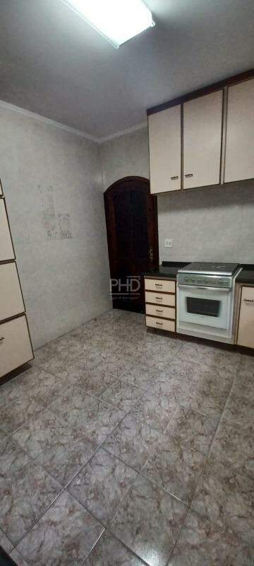 Sobrado à venda com 3 quartos, 274m² - Foto 6