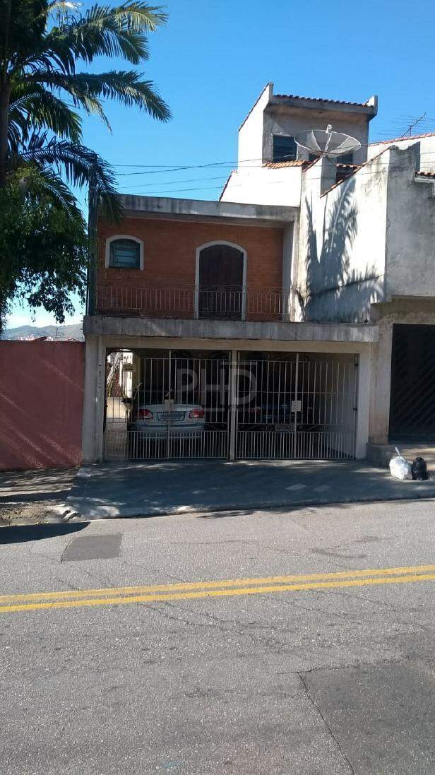 Sobrado à venda com 3 quartos, 222m² - Foto 1