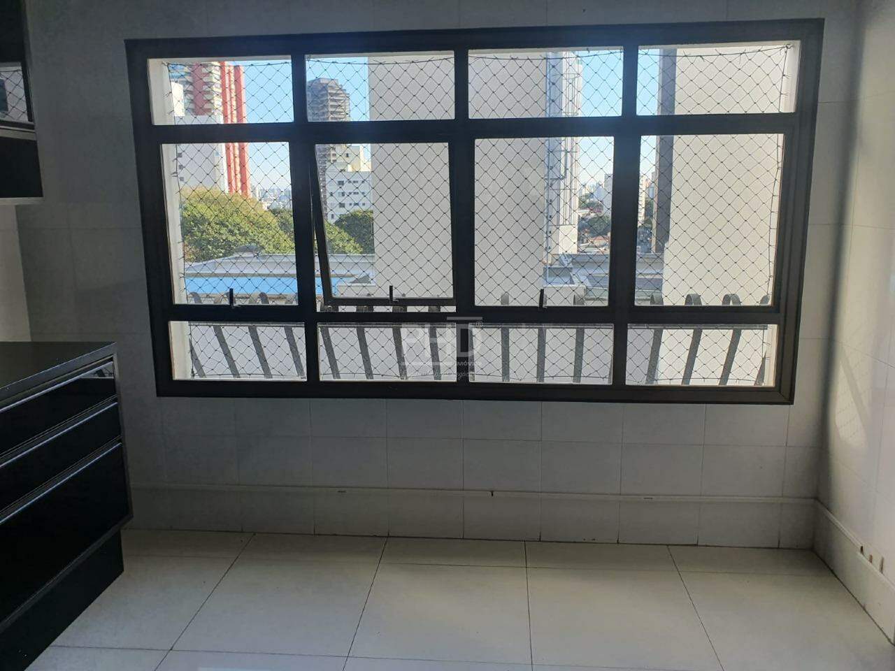 Apartamento à venda com 4 quartos, 228m² - Foto 12