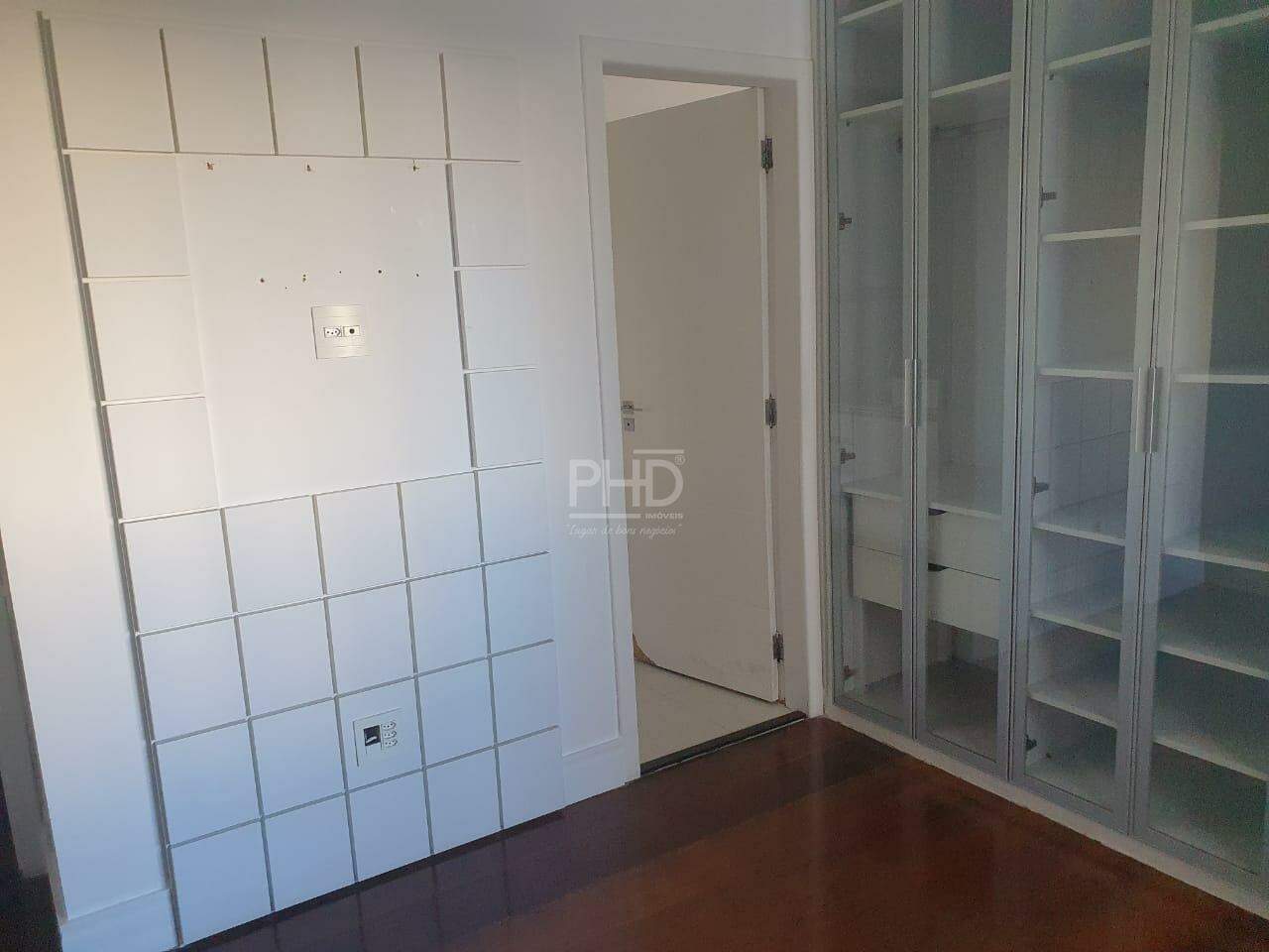 Apartamento à venda com 4 quartos, 228m² - Foto 16