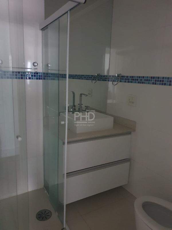 Apartamento para alugar com 4 quartos, 228m² - Foto 24