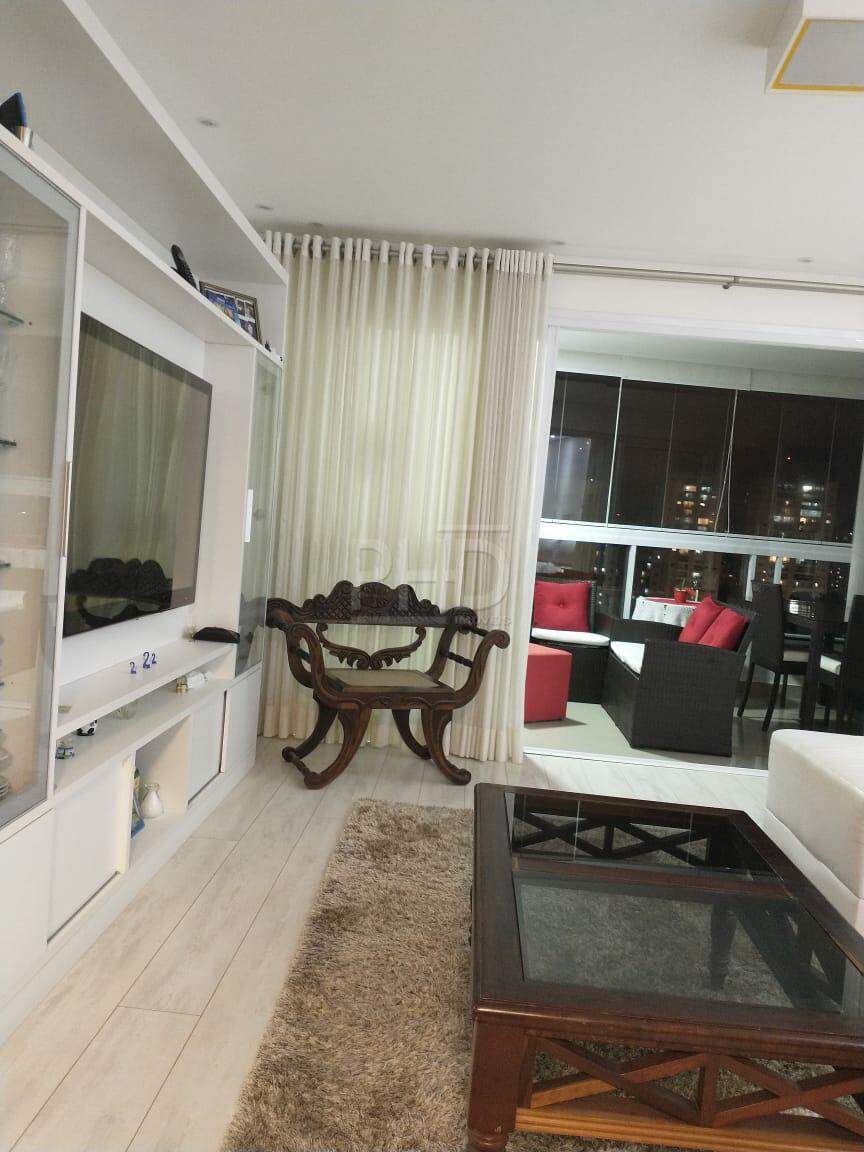 Apartamento à venda com 3 quartos, 135m² - Foto 6