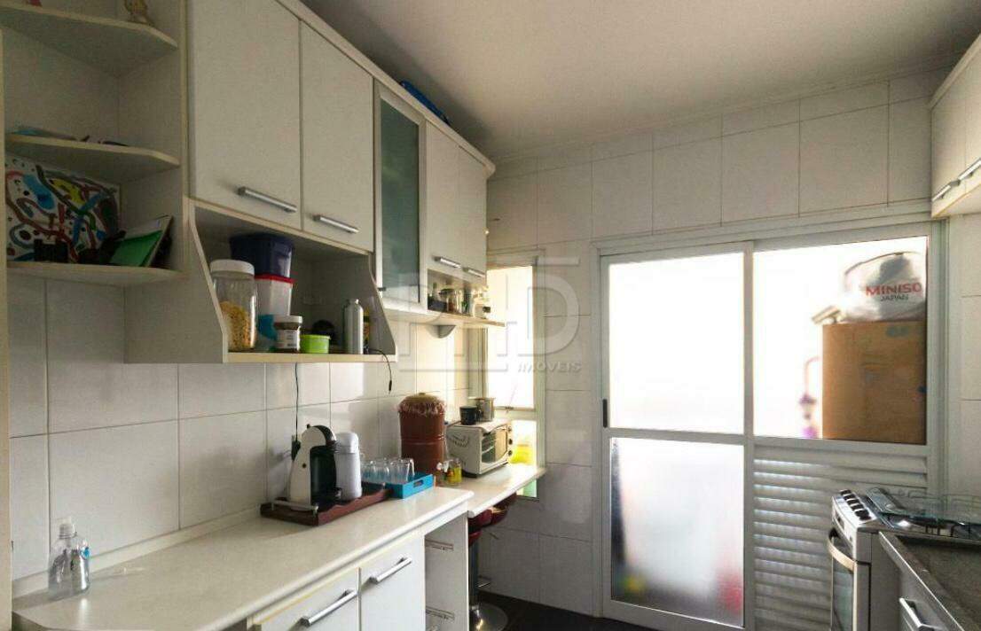 Apartamento à venda com 3 quartos, 94m² - Foto 10