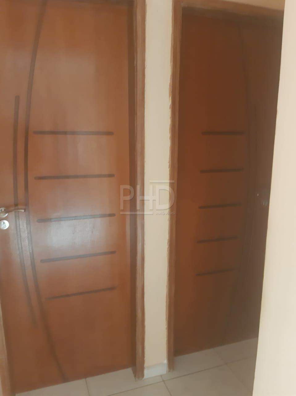 Apartamento à venda com 2 quartos, 79m² - Foto 3