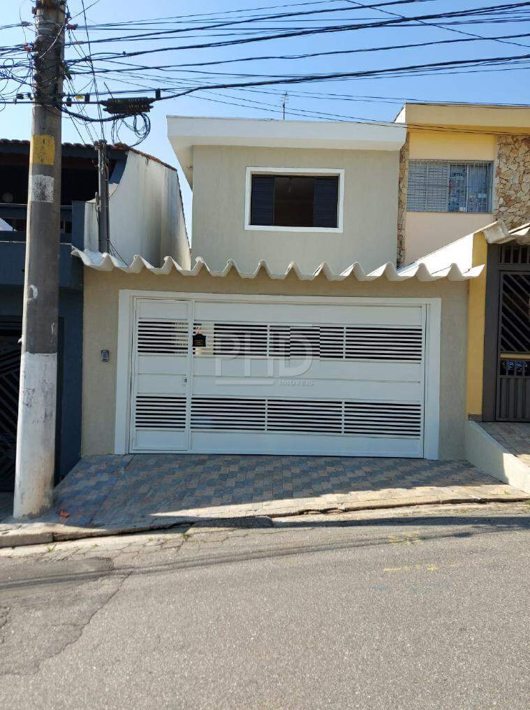 Sobrado à venda com 3 quartos, 177m² - Foto 1