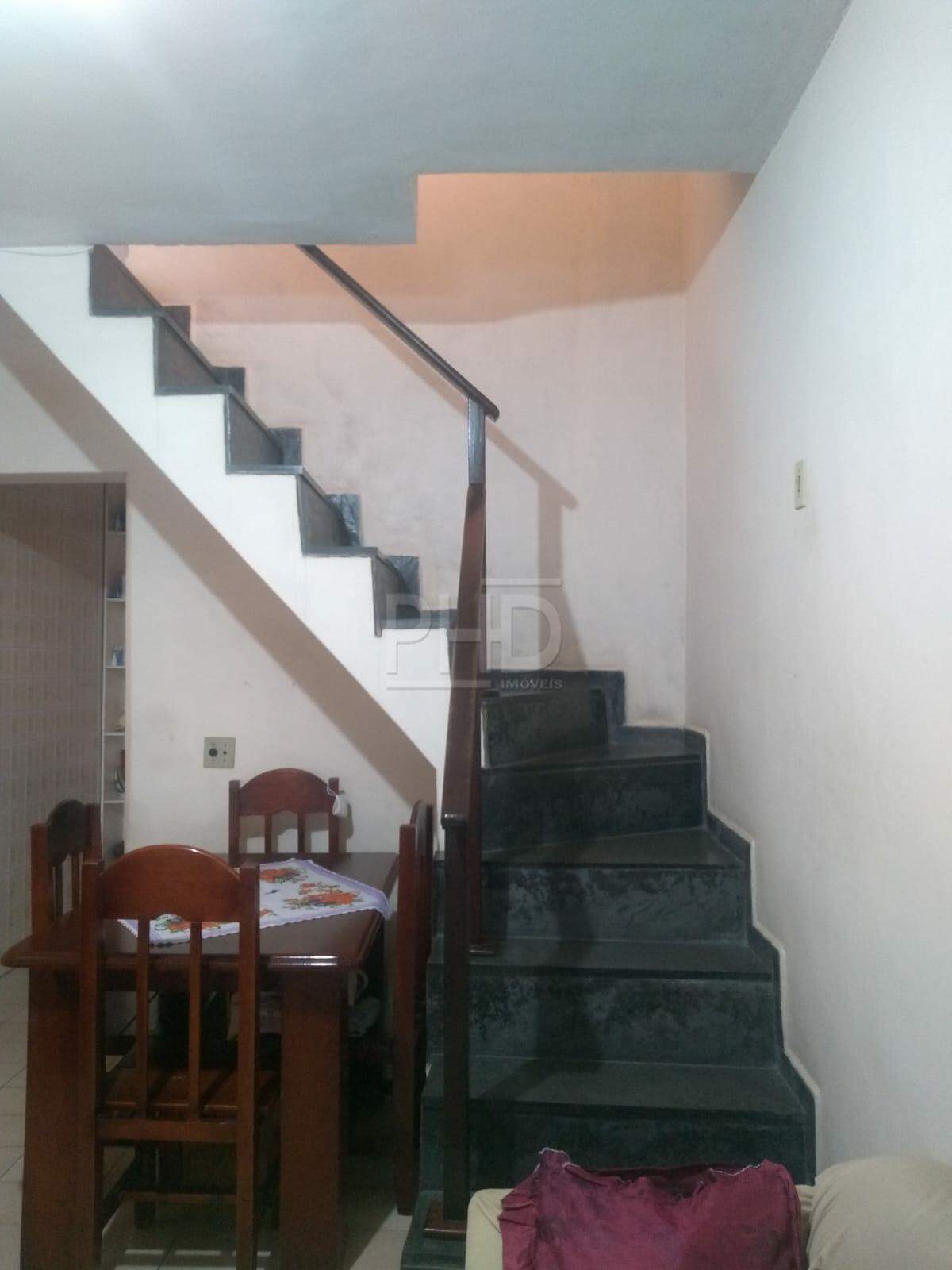 Sobrado à venda com 4 quartos, 140m² - Foto 2