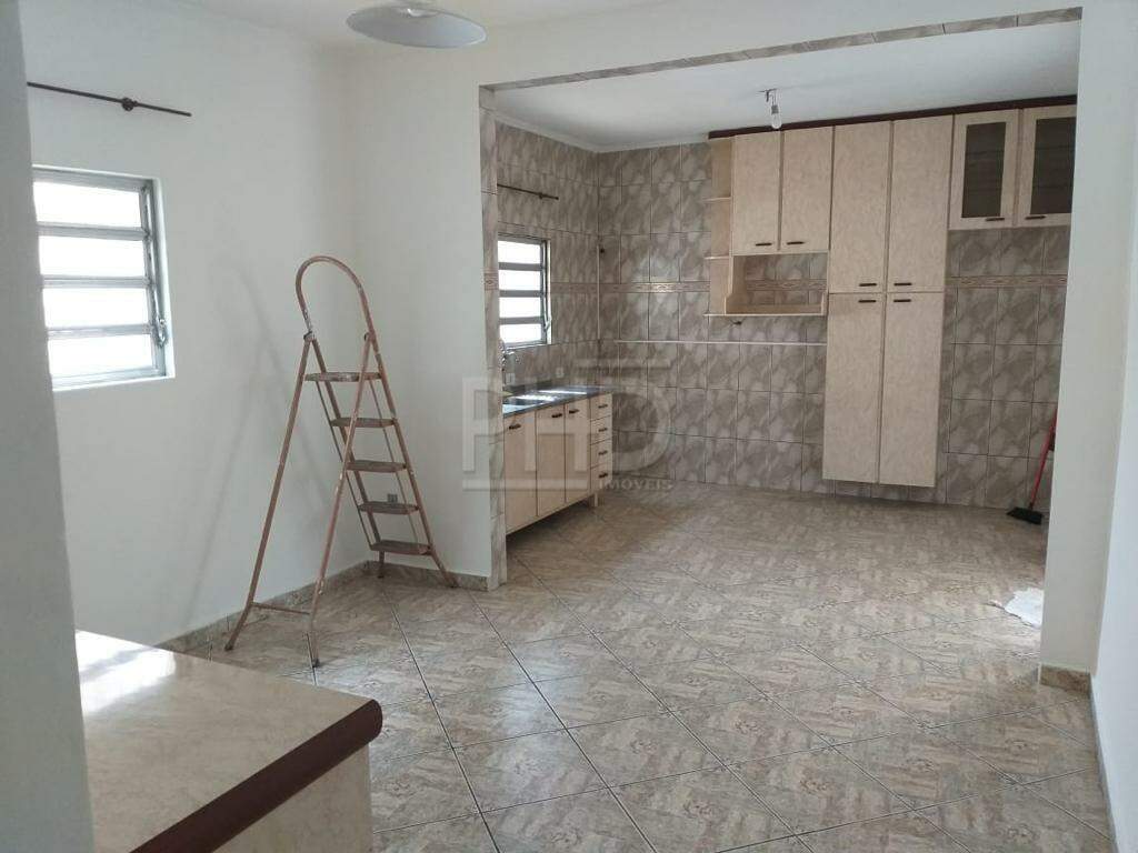 Casa à venda com 2 quartos, 200m² - Foto 14