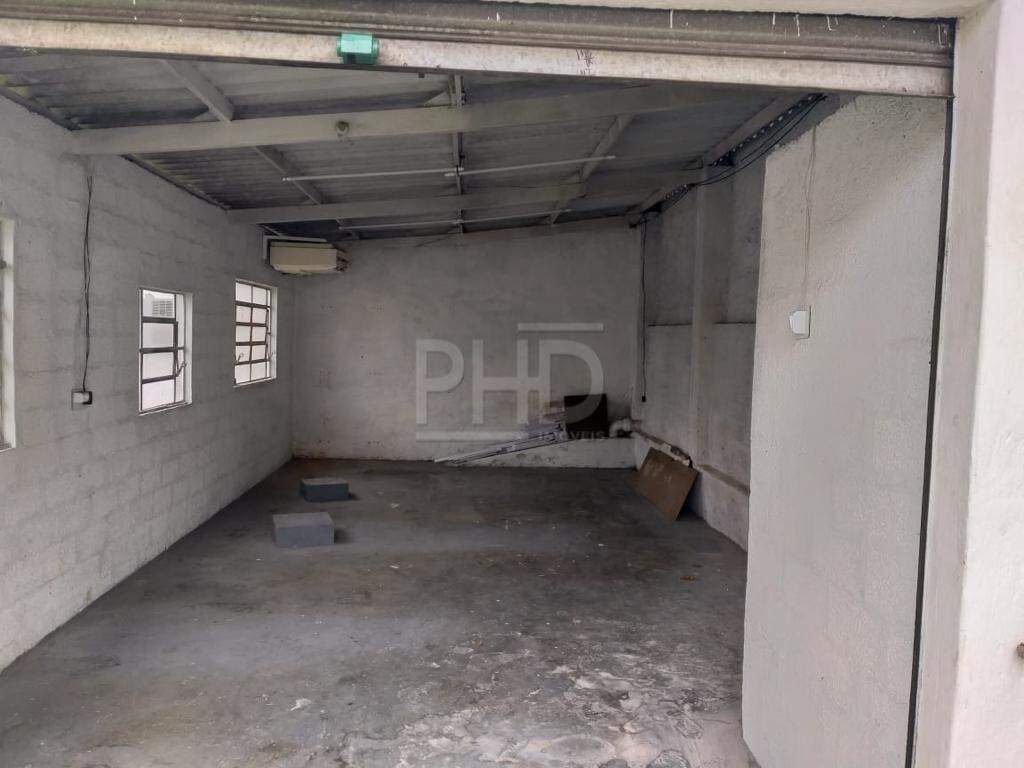 Casa à venda com 2 quartos, 200m² - Foto 19