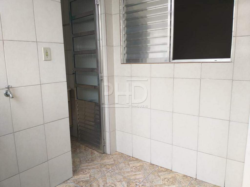 Casa à venda com 2 quartos, 200m² - Foto 18