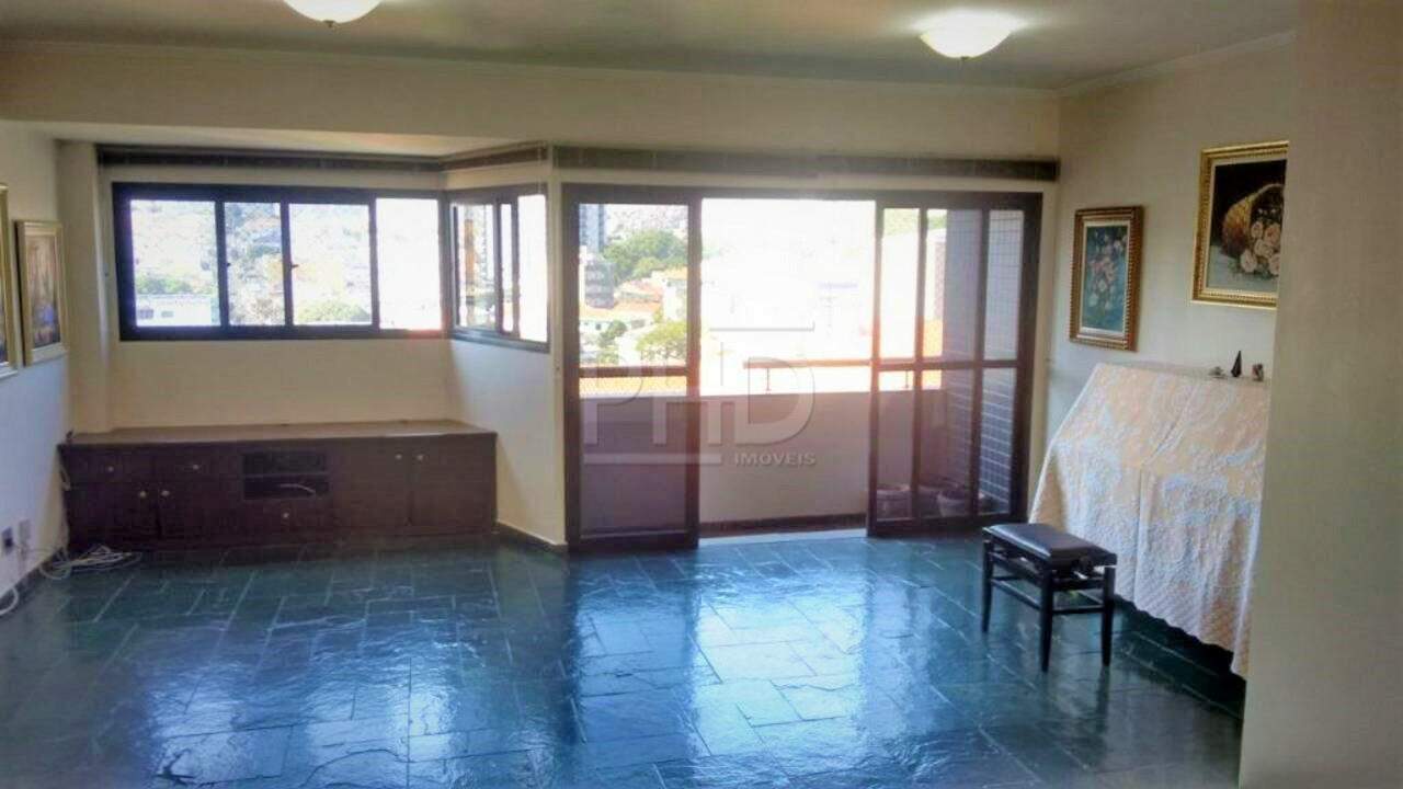 Apartamento à venda com 3 quartos, 172m² - Foto 1