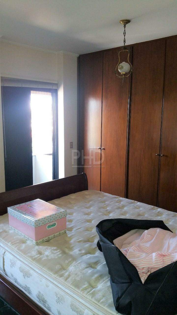 Apartamento à venda com 3 quartos, 172m² - Foto 4