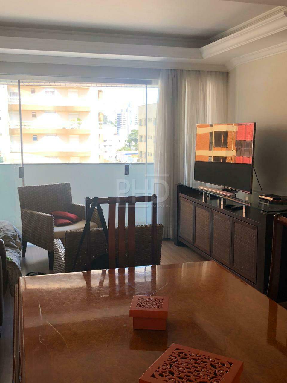 Apartamento à venda com 3 quartos, 115m² - Foto 6