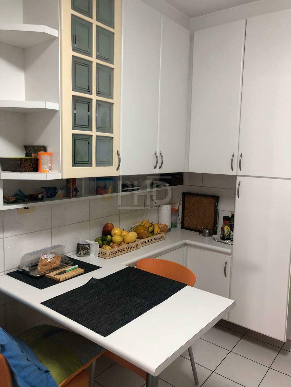 Apartamento à venda com 3 quartos, 115m² - Foto 9