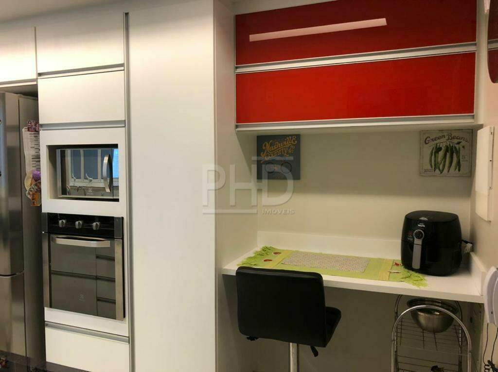 Apartamento à venda com 3 quartos, 155m² - Foto 10