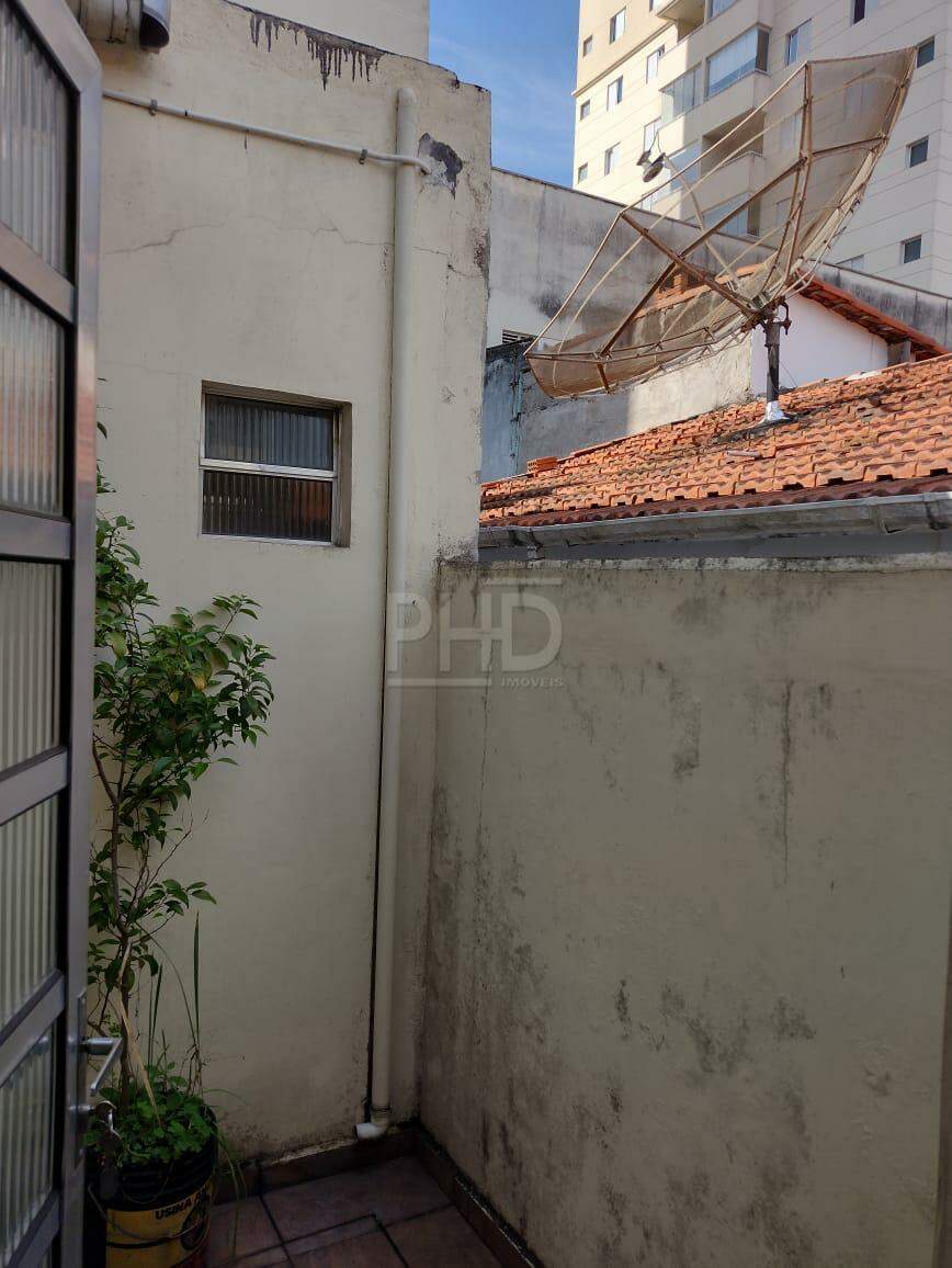 Casa para alugar com 5 quartos, 166m² - Foto 28