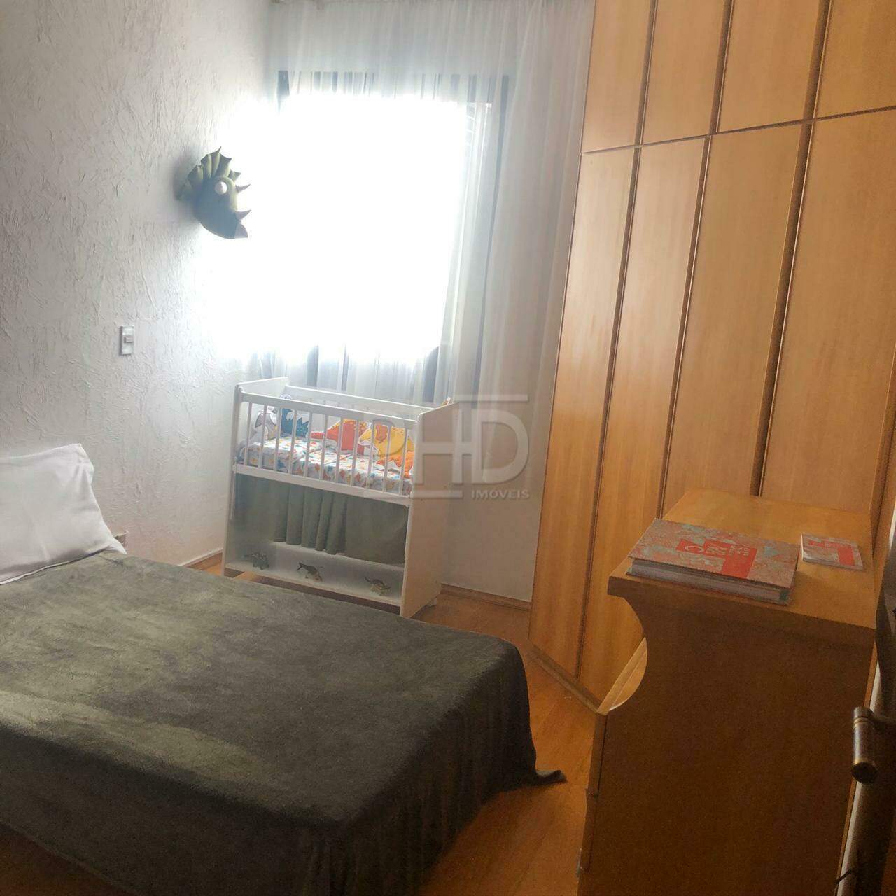 Apartamento à venda com 4 quartos, 140m² - Foto 15