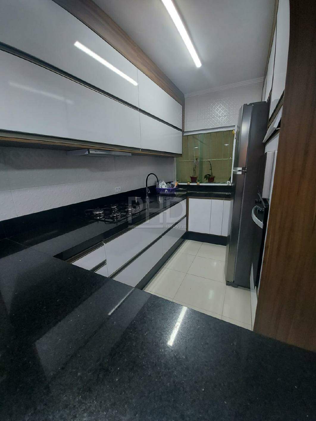 Sobrado à venda com 2 quartos, 114m² - Foto 6