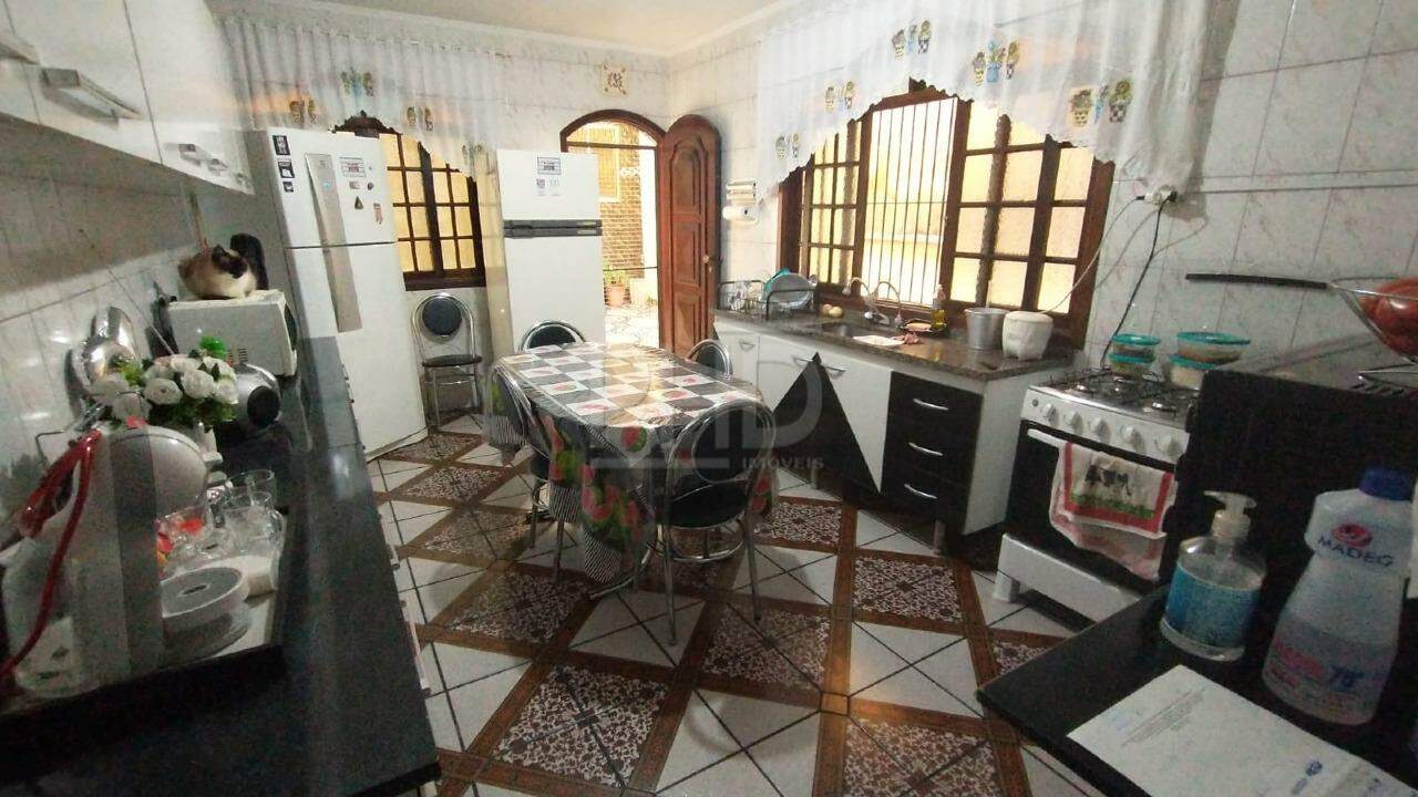 Sobrado à venda com 2 quartos, 171m² - Foto 3