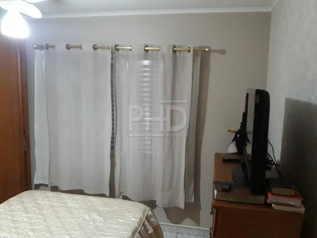 Apartamento à venda com 2 quartos, 76m² - Foto 13