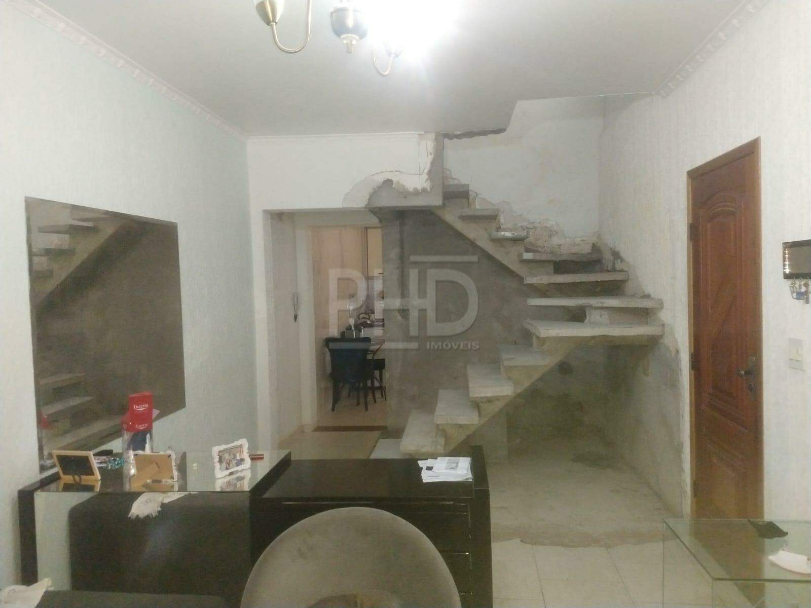 Sobrado à venda com 3 quartos, 148m² - Foto 2