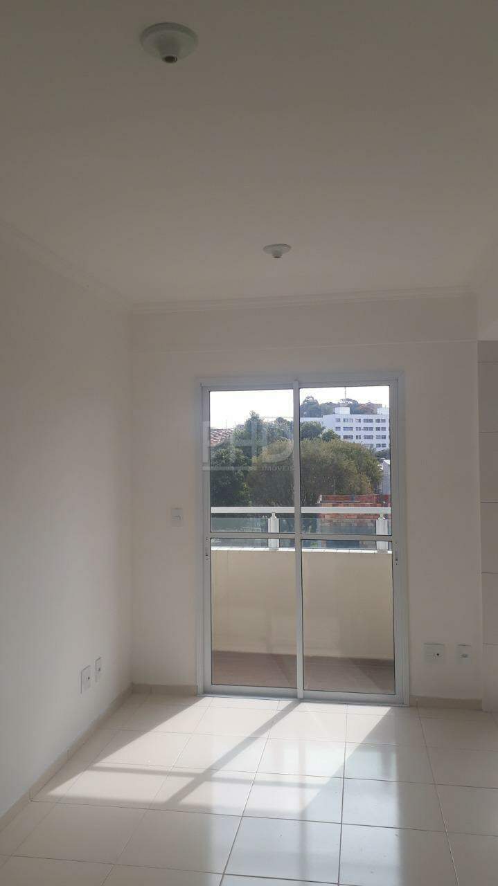 Apartamento para alugar com 2 quartos, 50m² - Foto 4