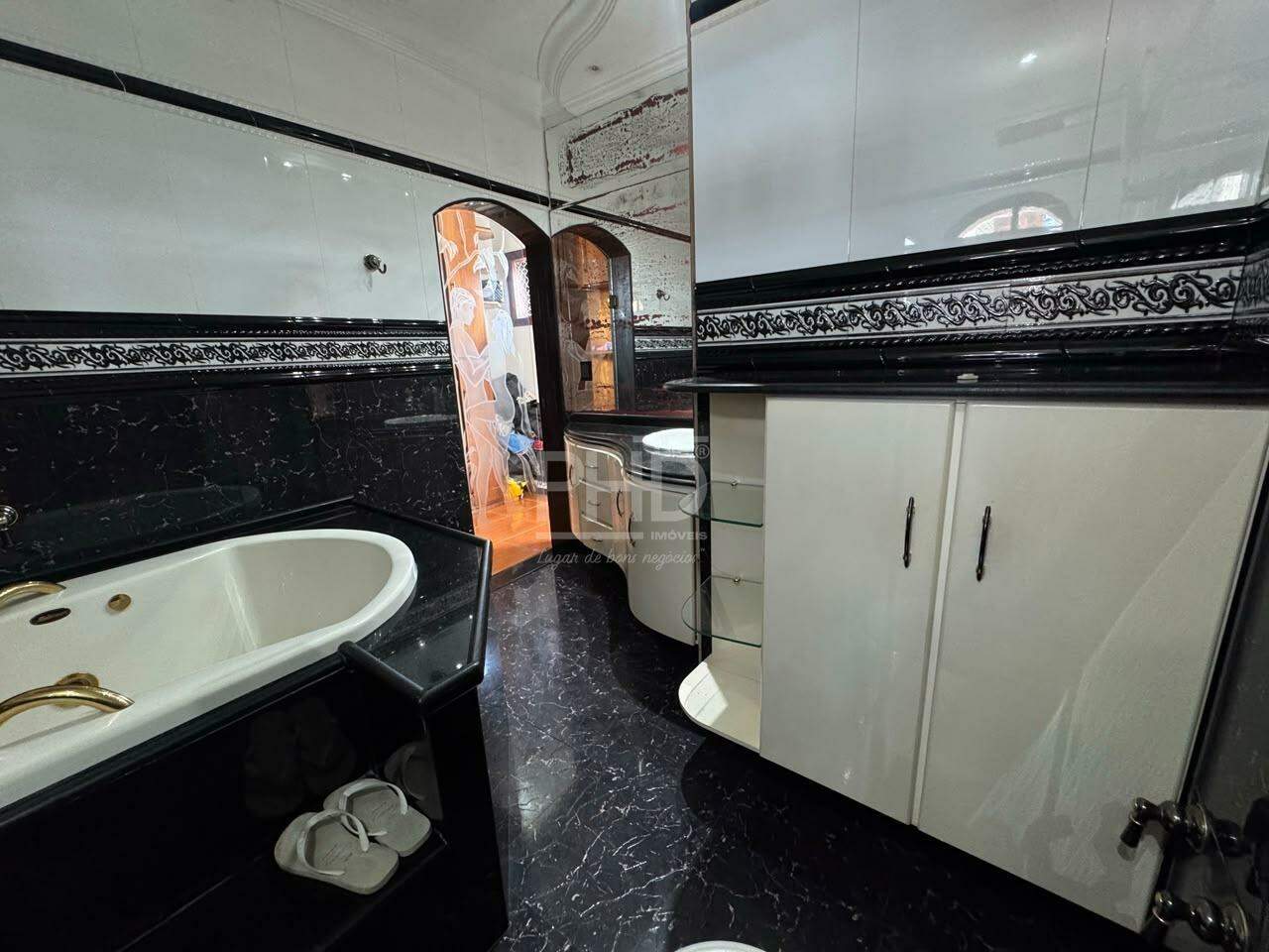 Sobrado, 4 quartos, 300 m² - Foto 43
