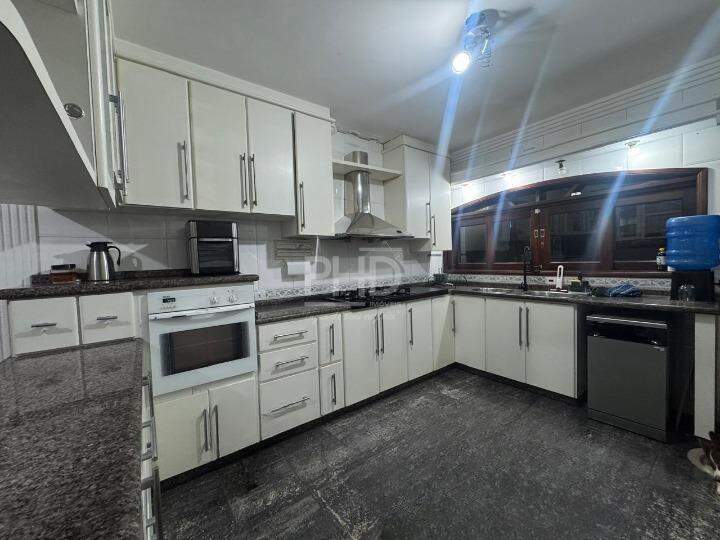 Sobrado, 4 quartos, 300 m² - Foto 6