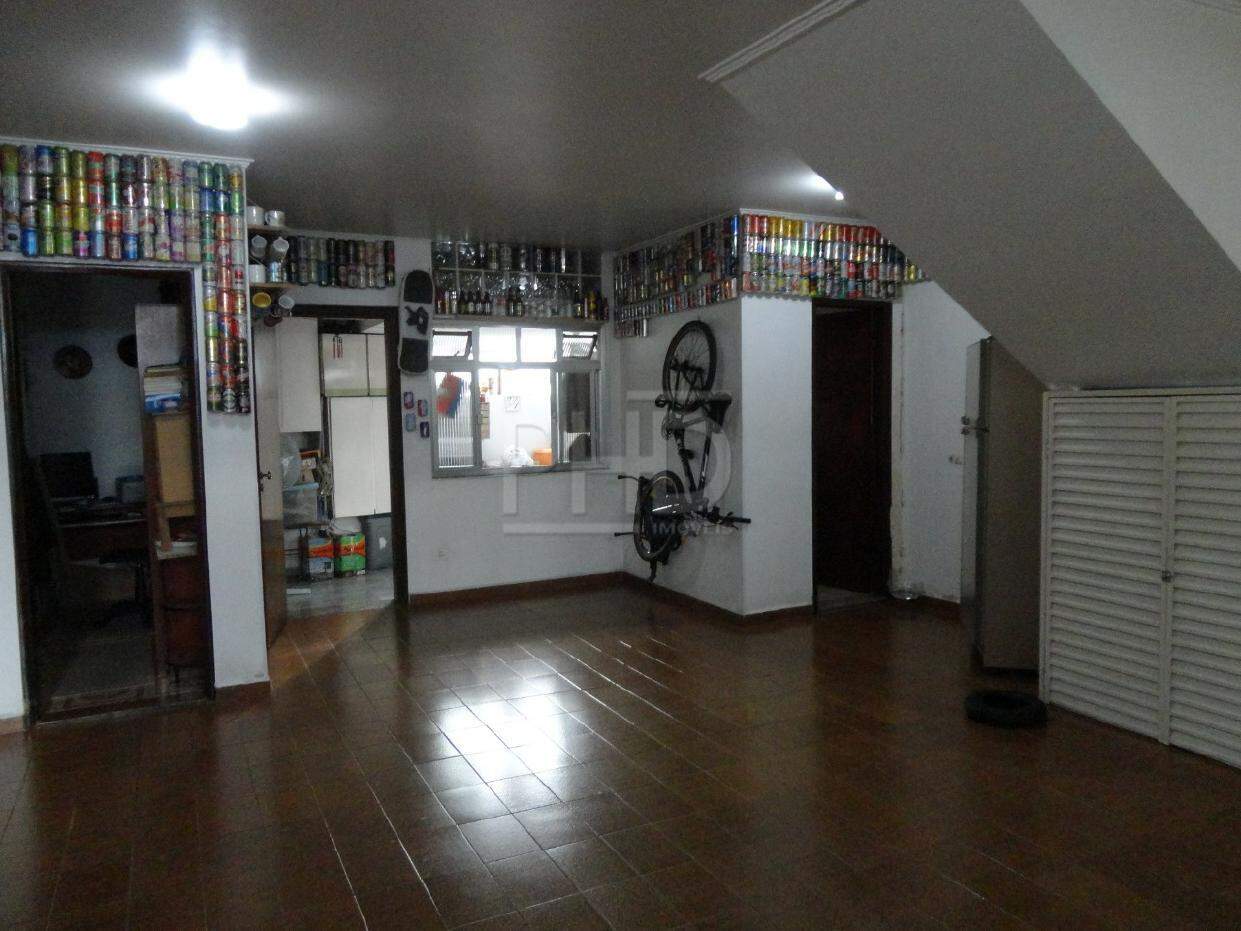 Sobrado à venda com 2 quartos, 187m² - Foto 23