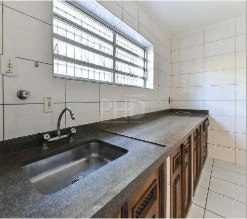 Casa à venda com 4 quartos, 380m² - Foto 11