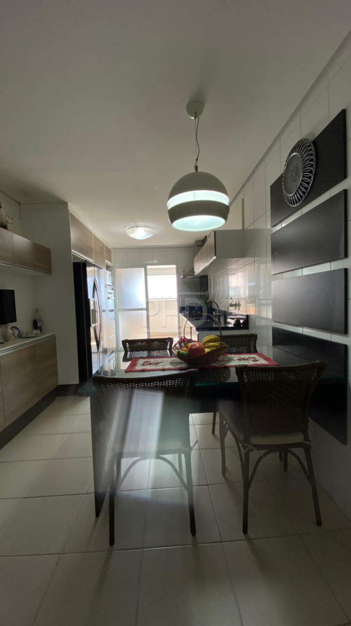 Apartamento à venda com 3 quartos, 158m² - Foto 24