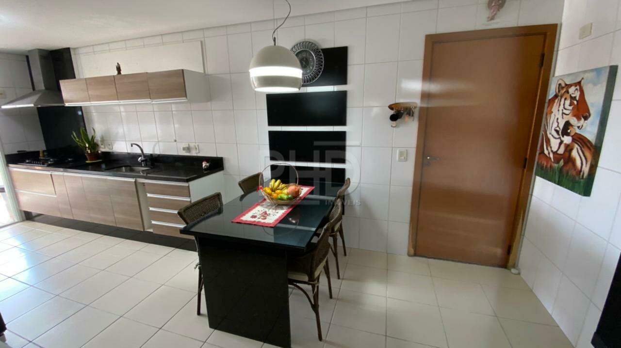 Apartamento à venda com 3 quartos, 158m² - Foto 25