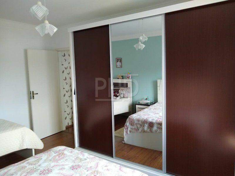 Sobrado à venda com 3 quartos, 284m² - Foto 13