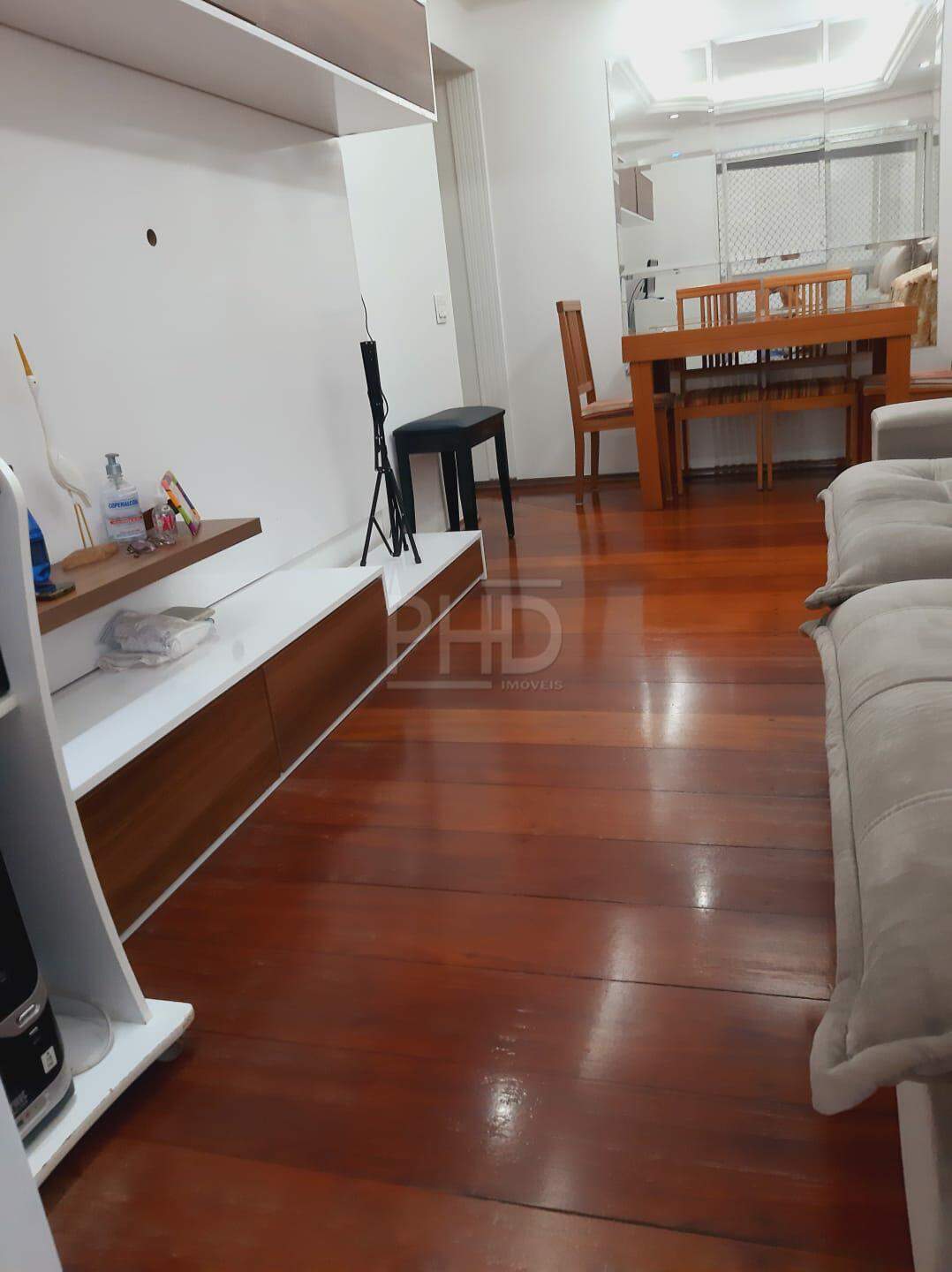 Apartamento à venda com 2 quartos, 70m² - Foto 7