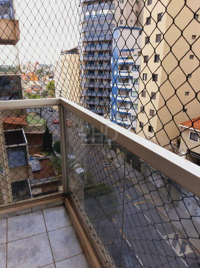 Apartamento à venda com 2 quartos, 70m² - Foto 3